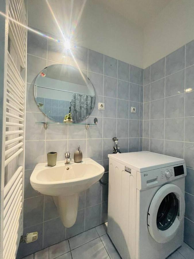 Central Studio Close To Andrassy Avenue For 4 Persons Budapest Exterior foto